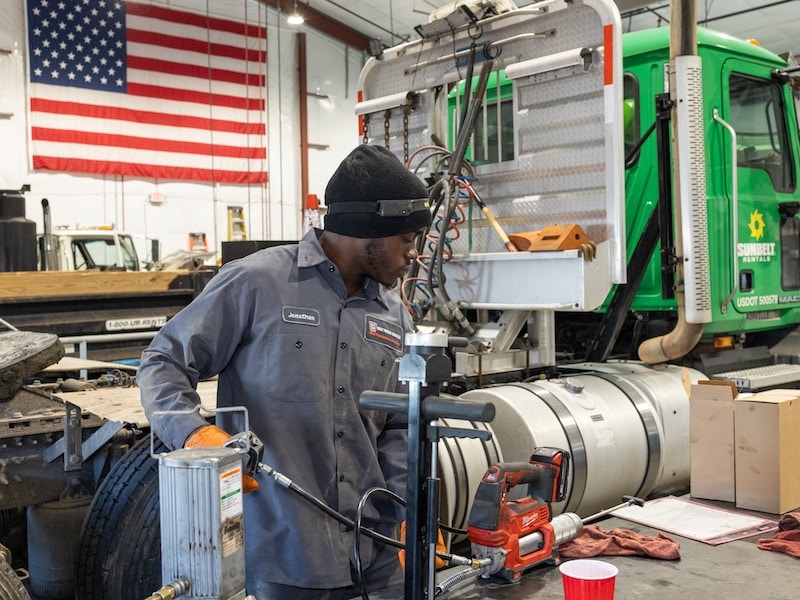 Why Your Fleet Needs a Maintenance Plan

