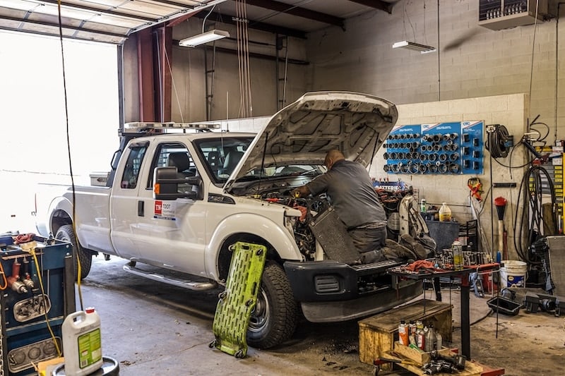 Benefits of an Independent Truck Repair Shop 